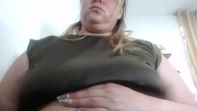 SweetRouse__'s cam snapshot