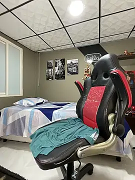 marcel_crawford96's cam snapshot