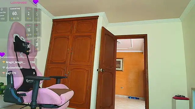 lili_jade222's cam snapshot