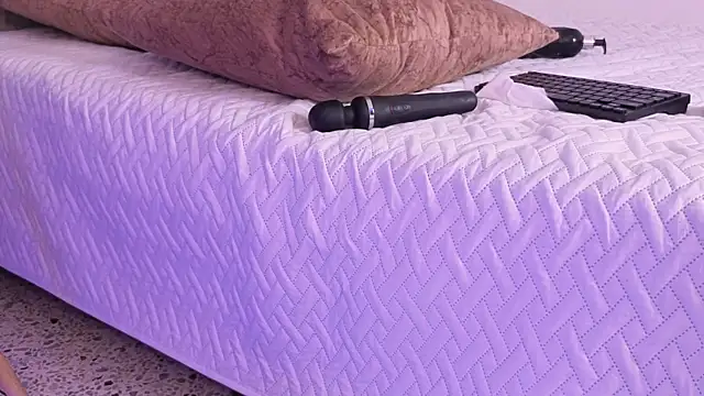 Kattie_sweet1's cam snapshot