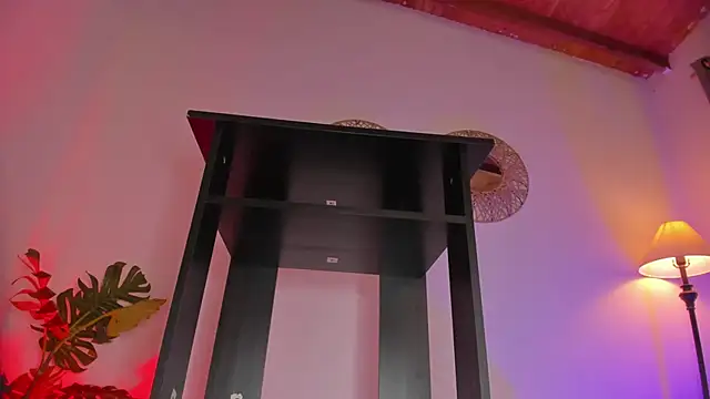 hot_booty_'s cam snapshot