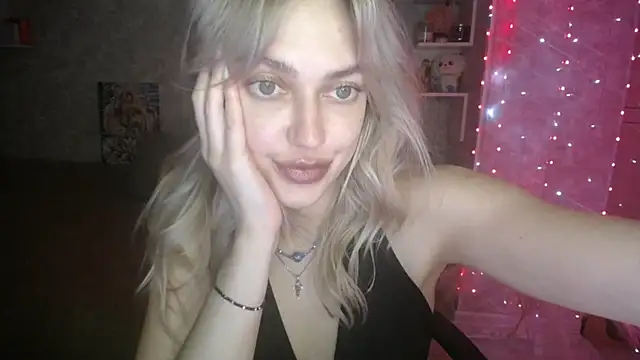 NickyAdamidi's cam snapshot