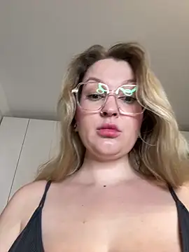 Teya_moon_ live sex cam