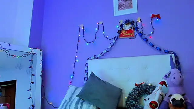 Charlotte11-11 live sex cam