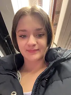 KittyQueeny live sex cam