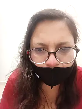 Mahira_sharma01's cam snapshot