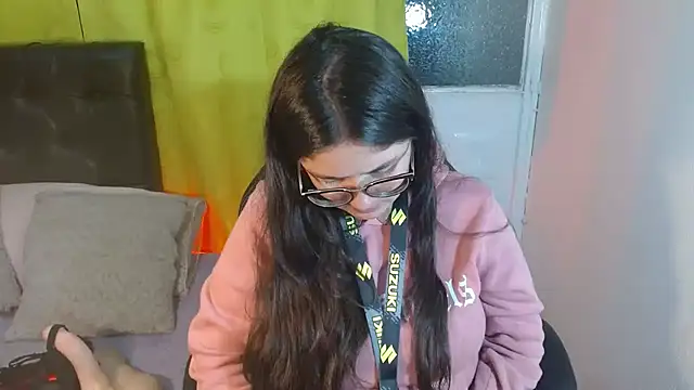 KrystalAdams's cam snapshot