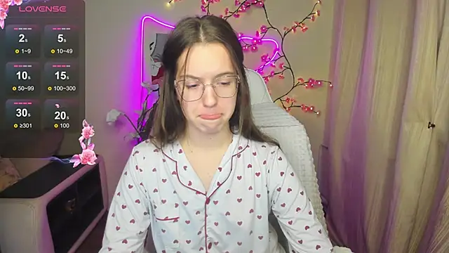 ShalinaMontana's cam snapshot