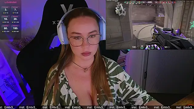 Emili1-'s cam snapshot