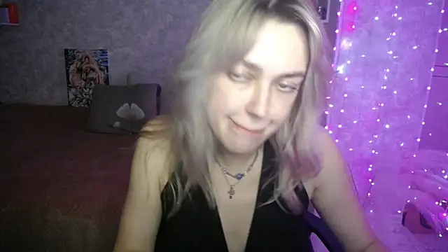 NickyAdamidi's cam snapshot