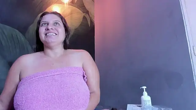 scarleth_blonde69's cam snapshot