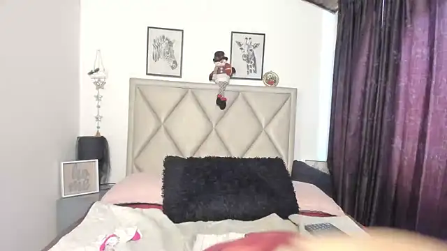 MonyCassius's cam snapshot