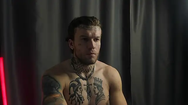 Huntall77 live sex cam