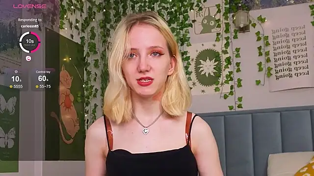 EmmaNovak's cam snapshot