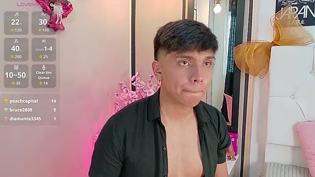 Thiago_Kozak live sex cam