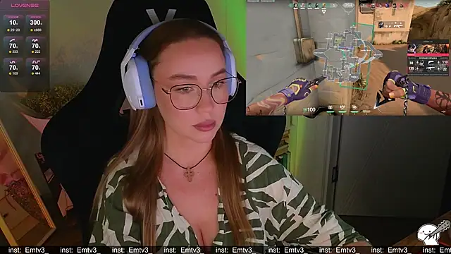 Emili1-'s cam snapshot