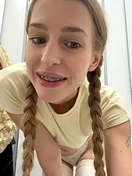 kira_mia's cam snapshot