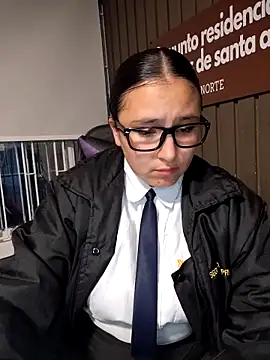 Cute_Penelope's cam snapshot