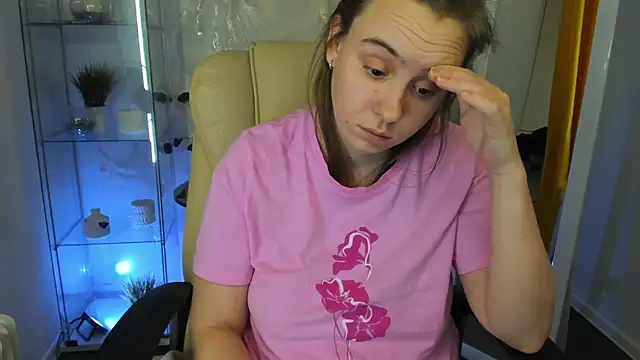 Lika_0ne's cam snapshot