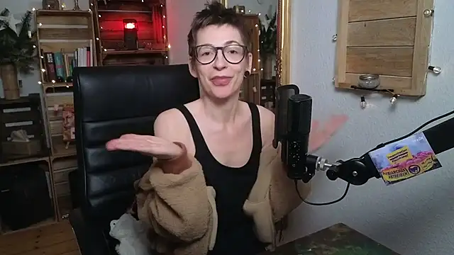 Antifistin's cam snapshot