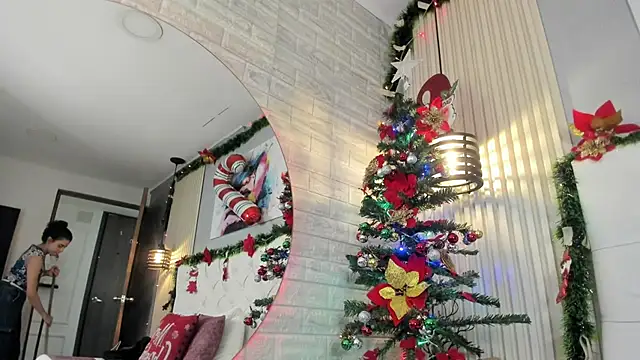 ariana__rosse's cam snapshot