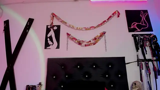 Little_Naughtty's cam snapshot