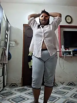 SIMIHOT's cam snapshot