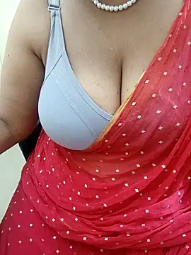 Tamil_aishu09's cam snapshot