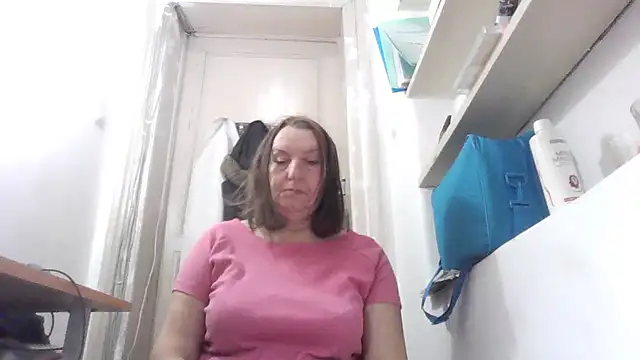 AnnaLive570's cam snapshot