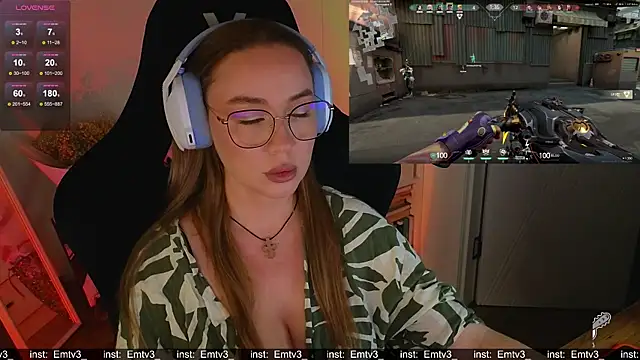 Emili1-'s cam snapshot