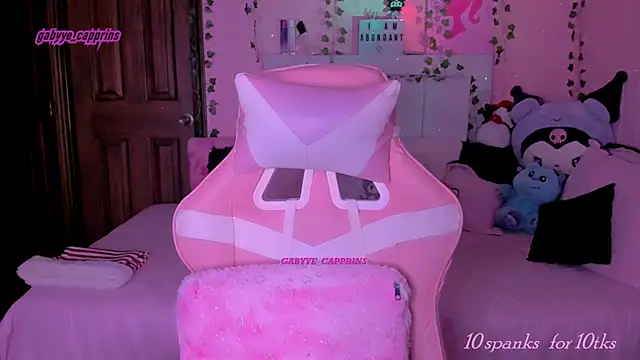 gabyye_capprins's cam snapshot