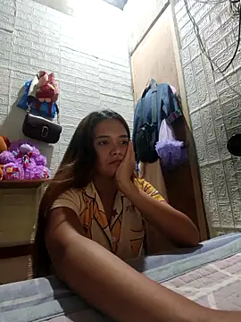 ur_hotconfetti's web cam