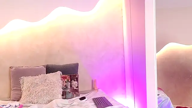 AlisonMartinezz's cam snapshot