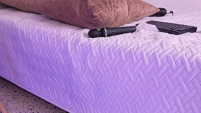 Kattie_sweet1 live sex cam