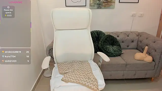 Aida_adams live sex cam