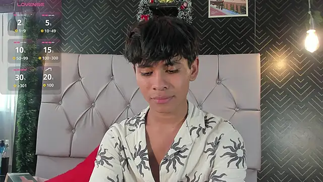 Ethan_Westt's cam snapshot