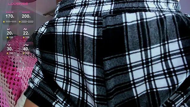 _Loneve__'s cam snapshot