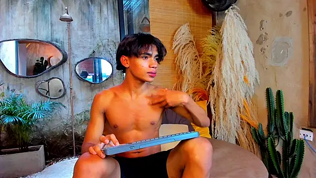 AlanCutee's cam snapshot