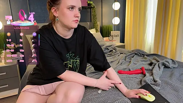 Lella_Ryann_'s cam snapshot