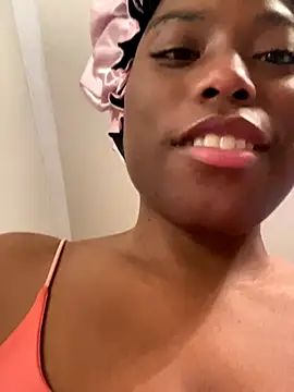 UnknownVixen's cam snapshot