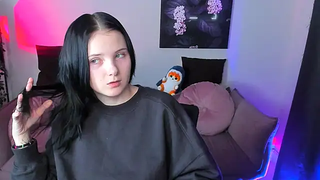 Leila_xxBaby's cam snapshot