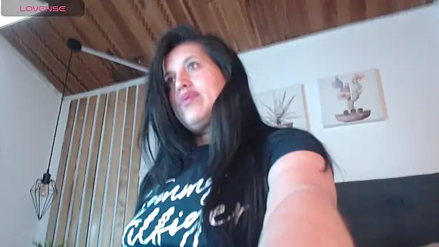 Andrea_secret_'s cam snapshot