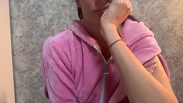 Angelinaa19's cam snapshot