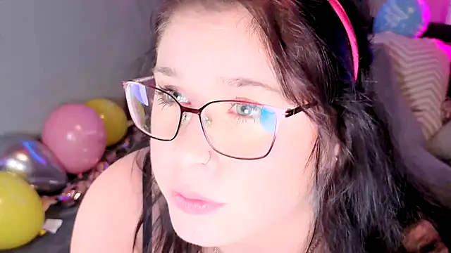 LisaNimmersatt's cam snapshot