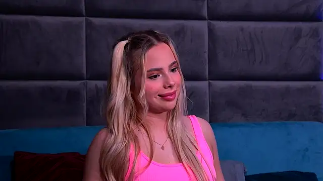 YssabelFox's cam snapshot