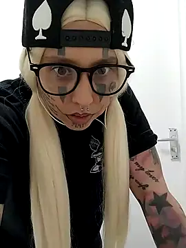 Luxxrra's cam snapshot