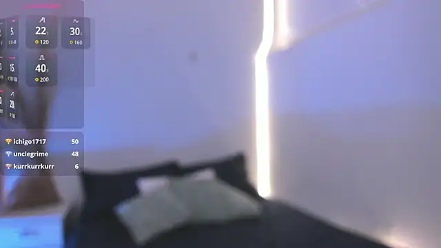 emma_woods_'s cam snapshot