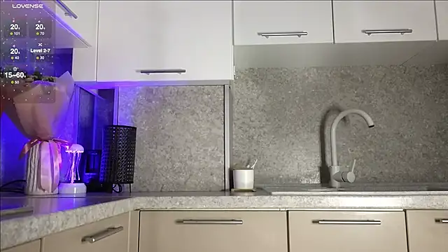 Jenny_Blondy's cam snapshot