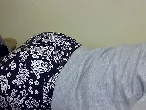 Sexxy_slim_honey's cam snapshot