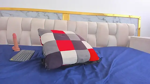 Hanna_lens's cam snapshot